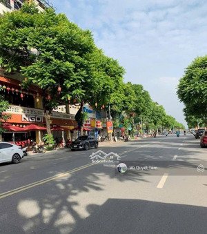 chính chủ bán nhà mặt phố vũ đức thận - long biên dt 70m -mt 7m , 4 tầng thông sàn kinh doanh