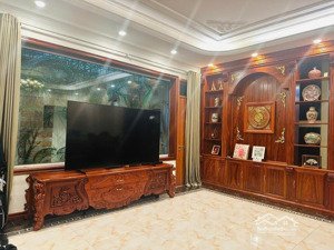 biệt thự đơn lập việt hưng căn nhà đẹp của mẹ giờ đổi lấy một cơ hội thứ hai cho con