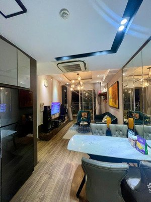 nhà y hình - chính chủ cho thuê the botanica 2pn 2wc - nhà mới đẹp nội thất đầy đủ