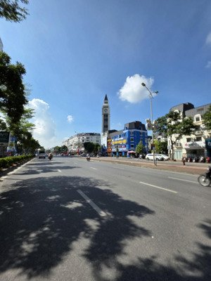 hà đông. 59,5 tỷ. biệt thự. dt 200m2 lô góc mặt phố chính 6 làn xe. cạnh ngã tư. ở & kd đỉnh!