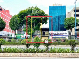 khuôn đẹp 10,2x34m mặt tiền trường chinh, ngay gần cầu tham lương, đoạn đẹp nhất giá chỉ 140tr/m2