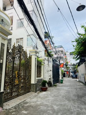 (462m2) dương bá trạc-ngang khủng 10m x 46m-hẻm oto 5m-cách quận 1 chĩ 500m-chưa tới 100tr/m2