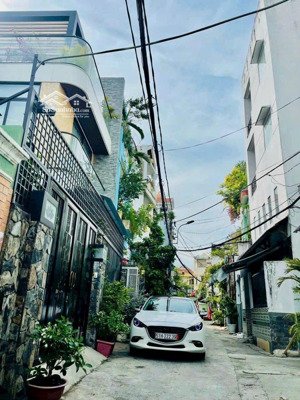 vòng xoay lê đại hành quận 11, 100m2- hẻm 6m- giáp quận 10