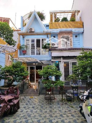 biệt thự sân vườn - ngay nguyễn văn lượng 3 tầng, 200m2 full nội thất gỗ đỏ - chỉ 13.5 tỷ