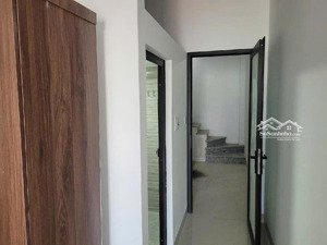 nhỉnh 5 tỷ sở hữu ngay nhà 7 tầng thang máy tại yên xá, thanh trì. doanh thu từ 20 - 25 triệu/tháng