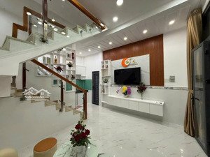 đỉnh nóc kịch trần - nhà 2 lầu - dt 44,1m2-giá 2,36 tỷ - đường tân thành, tân phú - gần văn hiến