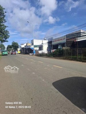bán nhà cấp 4 lô góc mặt tiền ql 27 trung tâm cư xá, gần vòng xoay liên khương