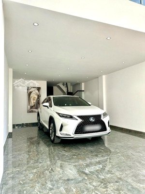 bán gấp nhà 8 tầng kinh doanh, văn phòng mặt phố hồng tiến, full nội thất, bể bơi. 