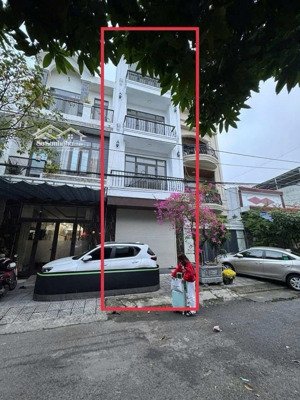nhà 4 tầng mặt tiền nguyễn huy tự, gần biển 200m