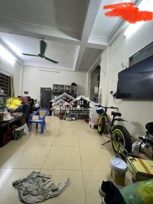 dân xây đại la chợ mợ nhỉnh 6 tỷ- gần tiện ích- 35m