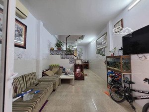 nhà 2 tầng 2pn 2wc + tầng tum đẹp, trần xuân soạn q7, gần lotte mart quận 7 dtsd 70m²