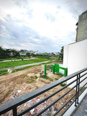 mặt tiền hót nhất hiện nay. bán nhà mặt tiền kênh tham lương - bến cát 4x12.6m giá 6.95 tỷ