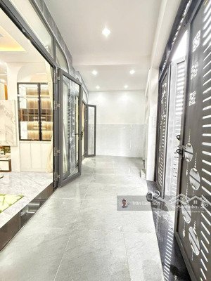 bán nhà riêng 50m2 chính chủ quận 7