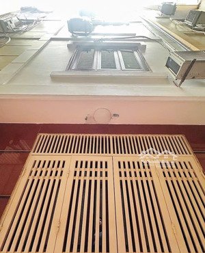 hiếm- hoàng quốc việt-42m-ngõ nông- ô tô- kd-7 tỷ hơn