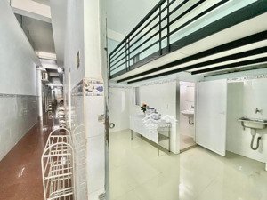 cho thuê phòng gác - toà nhà chung cư mini - thang máy bảo vệ - gần đại học văn hiến, công thương