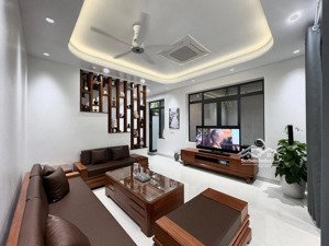 cần bán nhanh nhà mới xây đang kinh doanh đường trần đại nghĩa, 5x20, 1 trệt 1 lầu , giá 1 tỷ