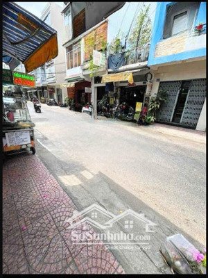 bán nhà mặt tiền lạc long quân sát đầm sen, giá hơn 6 tỷ