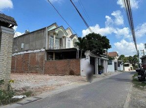 đất đẹp phú lợi - tdm, diện tích 300m2 giá tl, chủ kẹt tiền cần bán gấp, sổ riêng, gần chợ