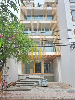 sàn văn phòng 310m2 tại thảo điền - giá 137 triệu