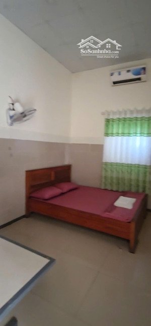 bán gấp nhà nghỉ 18 phòng full nội thất vào kinh doanh ngay - mặt tiền ngay vòng xoay hắc dịch