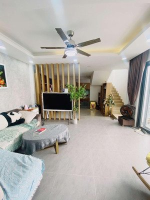 villa nguyễn văn đậu 100m2 ngang 8.1m thiết kế thoáng, tràn ngập nắng và gió chỉ 8.9 tỷ