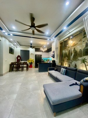 cần bán gấp nhà đẹp kiến hưng, mt quyền lực 8m dt 102m2 nhỉnh 13tỷ, 20m ô tô tránh nhau, sđcc