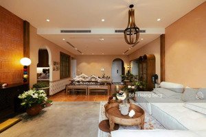 chính chủ gửi bán cc diamond flower, 116m2 - 9.6 tỷ (hiếm), lh 