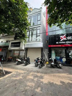 bán nhà văn cao 48m2 ,5 tầng , mặt tiền 3,8m , giá 13,9 tỷ , nhà mới cách phố 10m