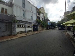 hẻm 31 ung văn khiêm phường 25, cách đh hutech 50m, dt: 8m x 20m (160m2), kc: 3 tầng, giá 24,5 tỷ