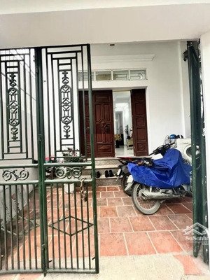 bán nhà 3 tầng quang trung, hà đông dt 80m2, mt 4,5m, chỉ 50m ra mặt phố, 2 thoáng, giá 7,5 tỷ