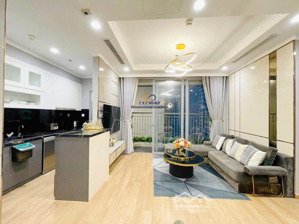 cho thuê 2pn góc đông nam. bếp thông logia.cực thoáng, nhà như ảnh 80m2.lhe : 