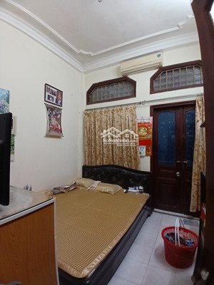 nhà 5 tầng phân lô ô tô phố nguyễn chí thanh, ngõ nông thẳng tắp ra phố, mặt tiền 5.93m