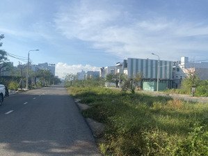 cần bán đất đường diên hồng, hòa xuân vị trí đẹp hướng đông bắc