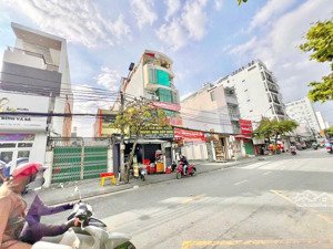 - hàng hiếm con duy nhất 1 căn mặt tiền kinh doanh vip lâm văn bền , p.tân quy, quận 7