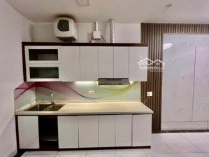 7,x tỷ - nhà ngọc khánh - 36m2, 5 tầng, dân xây, ngõ thông, gần hồ, 50m ra mặt phố.