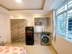 studio cửa sổ trời full nội thất giá chỉ 5.8tr