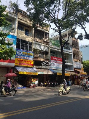 bán nhà 2 mặt tiền ngô quyền phường 6,quận 10 dt:4x16m 3 tầng giá chỉ 20 tỷ