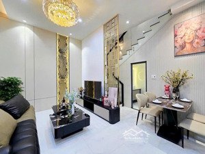 chính chủ bán nhà 3 tầngfull nội thấtkiệt rộng 3mmai lão bạng-trung tâm hải châu