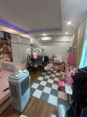 nhà tân triều 5 tầng 33m mỗi tầng 1 pn khép kín, vị trí trung tâm thanh trì - thanh xuân chỉ 6,7 tỷ