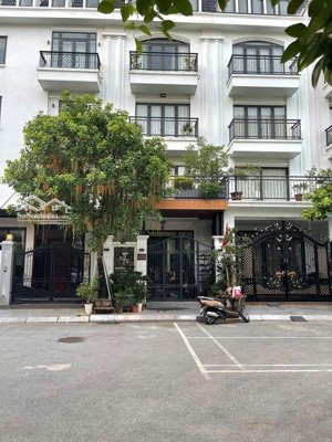 bán nhà liền kề hàng hiếm tại green park vĩnh hưng, 24,3 tỷ, 75m2, 5 tầng, mặt tiền 5m, kinh doanh.