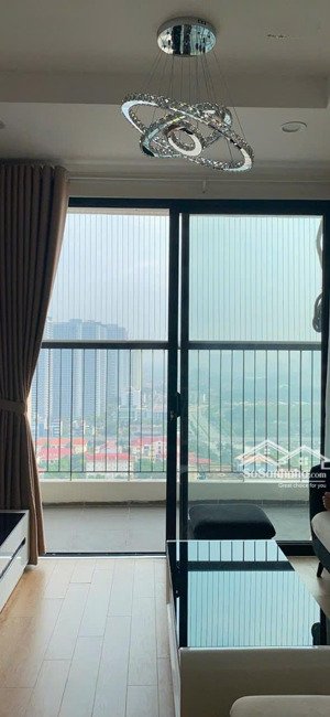 chính chủ tôi cần bán gấp căn hộ 2pn, 2wc - 81m2 chung cư golden field mỹ đình giá ưu đãi.