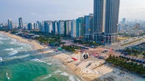 duy nhất lô góc 3mt võ nguyên gíap - view biển - 600m2 xây dựng cao tầng gía 450tr/m2 lh 