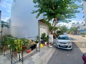 cần bán đất tđc phước long, có sổ hồng xây tự do