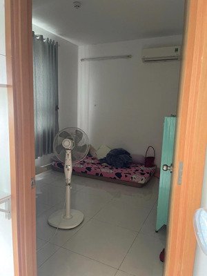 cần bán gấp căn hộ tara số 1a đường tạ quang bửu p6 q8 dt 68m2 , 2 phòng ,2wc
giao thông thuậ