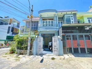 cần bán nhà khu at phường bắc nha trang cách biển 2,5km giá tốt