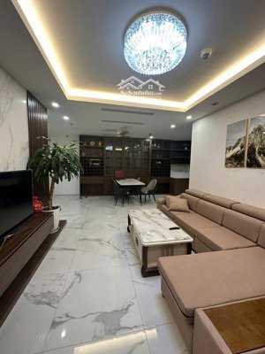 bán căn rộng 3 phòng ngủ full đồ view sông hồng, sân golf sổ đỏ sang tên