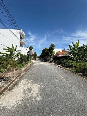 hàng hot tân thành - cuối ngõ 113 - diện tích 200m2 (mặt tiền 10m vuông vắn)