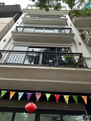 bán nhà ngõ 612 đê la thành 40m x 6 tầng- thang máy- ngõ kinh doanh gần phố chỉ 16 tỷ