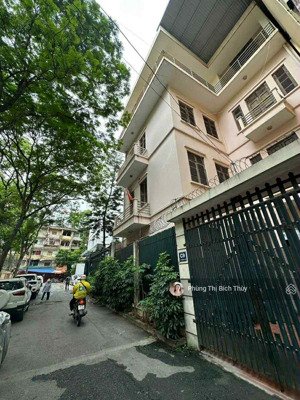 bán biệt thự phố trung yên- trung hoà- 140m2- mt:11m- 60 tỷ- đẳng cấp- văn phòng