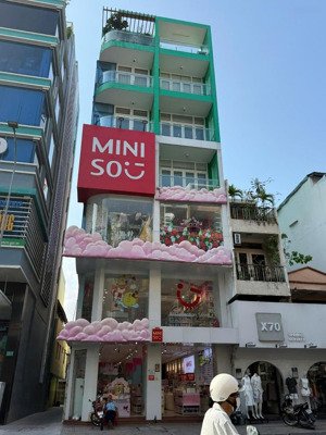 cho thuê nhà 2 mặt tiền đường nguyễn trãi, quận 5 khu kinh doanh thời trang, mỹ phẩm, ăn uống